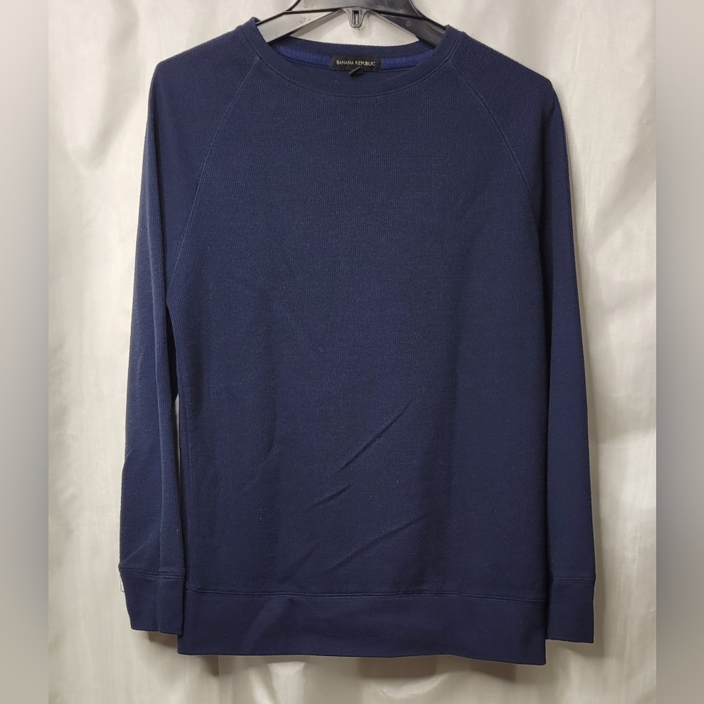 Banana Republic crewneck waffle shirt
